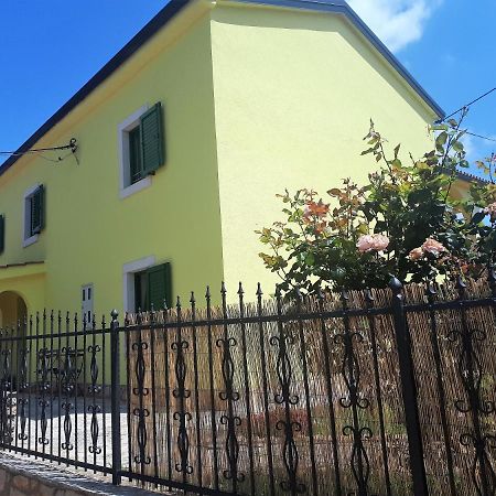 Apartment Terra Rossa Kastelir Luaran gambar
