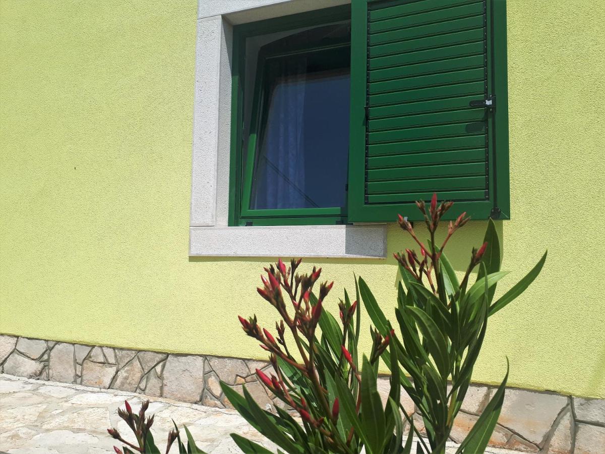 Apartment Terra Rossa Kastelir Luaran gambar