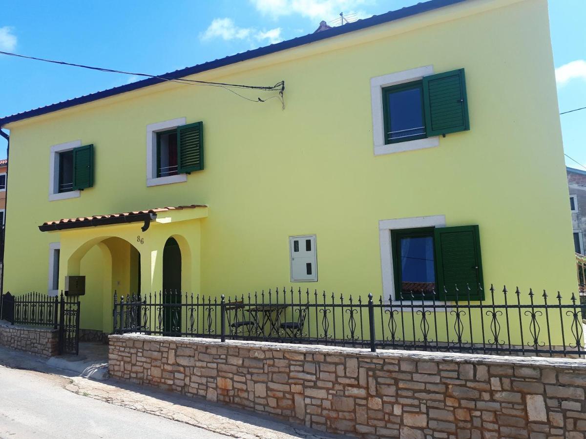 Apartment Terra Rossa Kastelir Luaran gambar